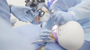 Extracting Impacted Wisdom Teeth & Managing Surgical Complications